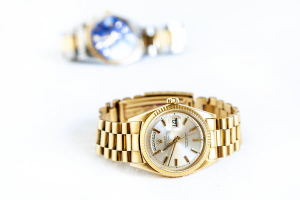 Achat et Vente de Montres à Versailles