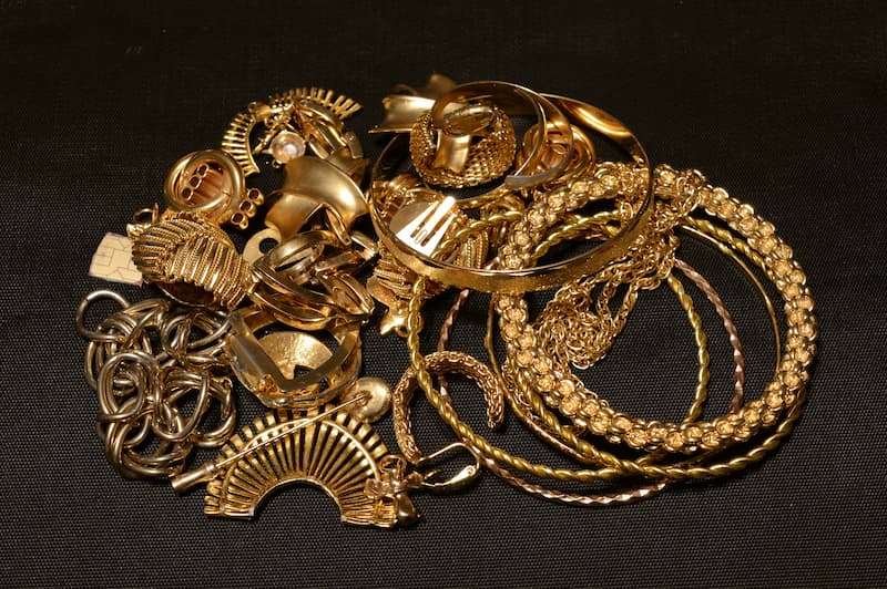 choisir entre l'or physique et l'or papier