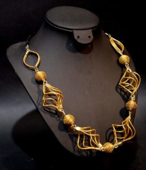 Or-vegetal-bijoux-collier-en-or-vegetal-cadeau-original-terra-botanica-bijou-or-pas-cher