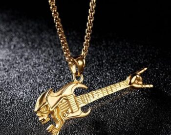 Pendentif Guitare Tête de mort - couleur Or - Guitare Attitude