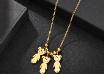 Stainless Steel Boy Girl Kids Pendant Personalized Necklace Women Child Engraved Name Date Beads Necklaces Family Jewelry Gift - Silver Color _ Engrave 2 Sides _ 3 Girl